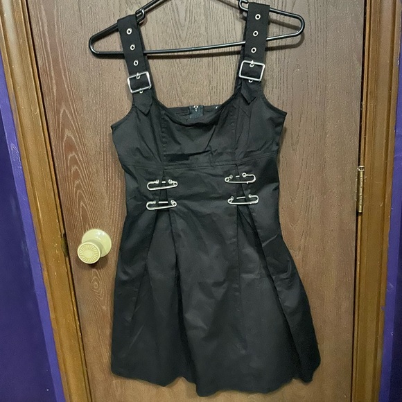Lip service safety pin dress - Picture 3 of 3